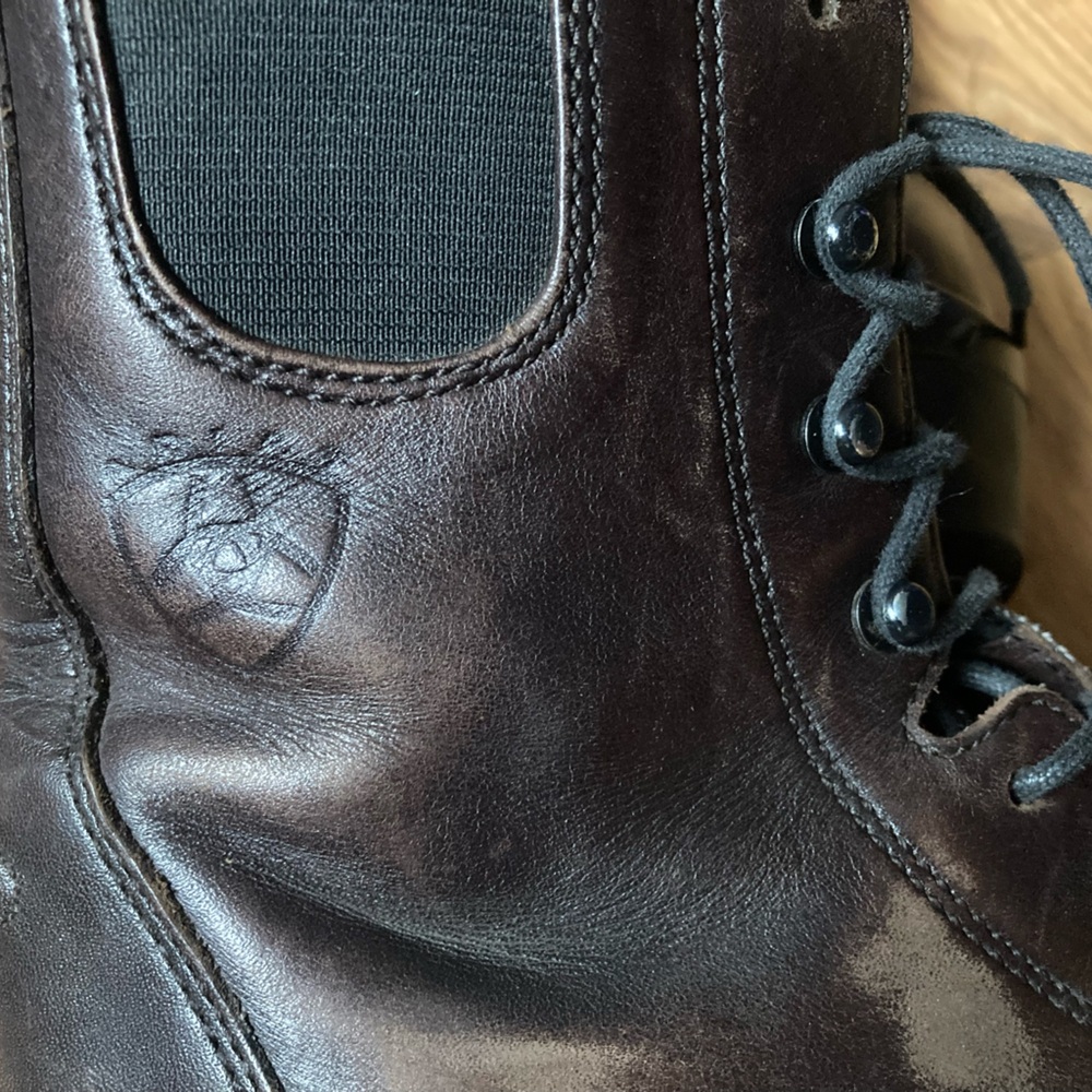 Ariat distressed brown leather ankle boots - Picture 6 of 7